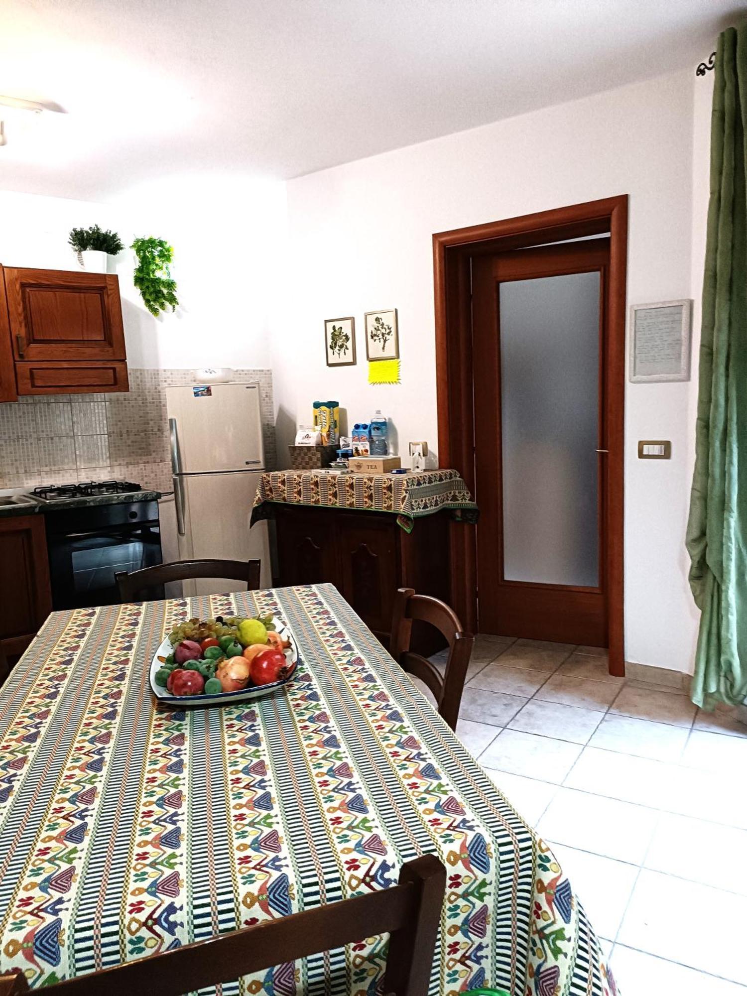 Giarranas House - Apartment With Coutyard Villacidro Dış mekan fotoğraf